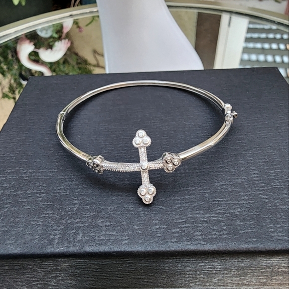 Sterling CZ Cross Hinged Bangle Bracelet - Picture 1 of 6
